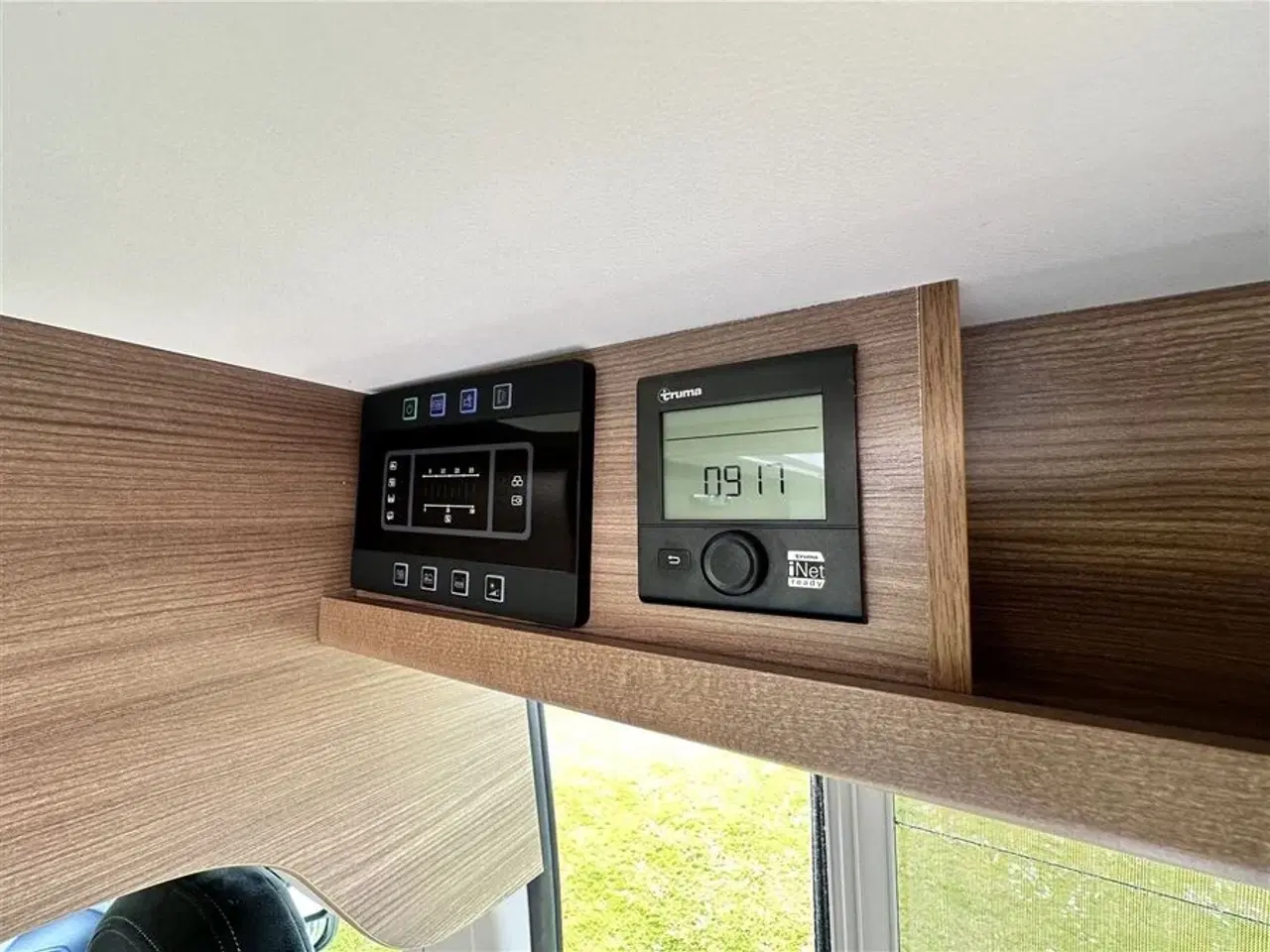 Billede 20 - 2021 - Bravia 636 140 Hk Edition 30   Campervan med langsgående senge og god indretning Kørt 20,500 Km.