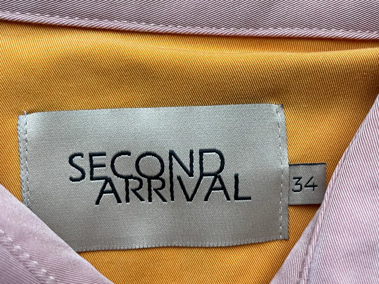 Billede 2 - Second Arrival skjorte 