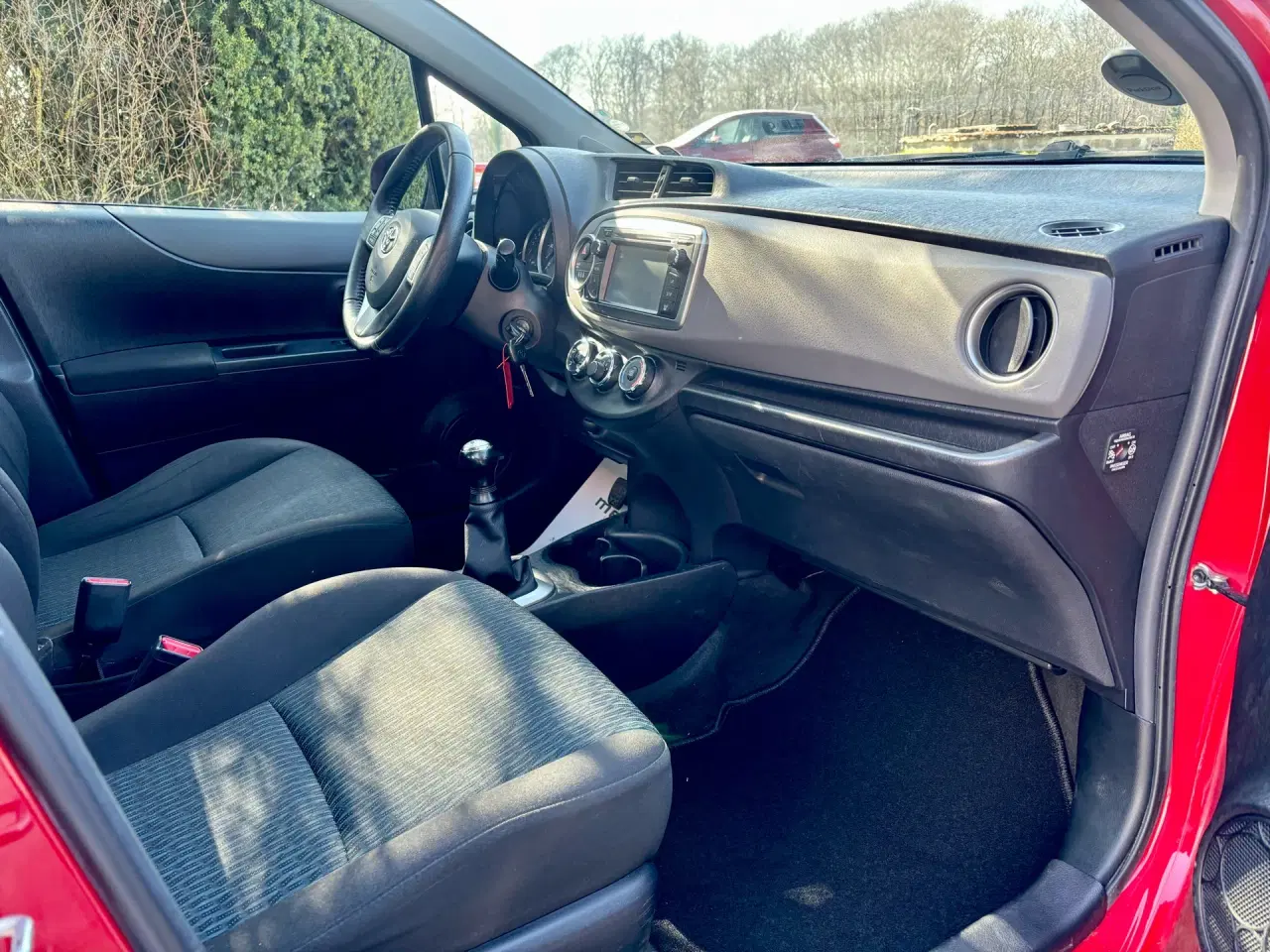 Billede 10 - Toyota Yaris 1,0 VVT-I T2 69HK 5d