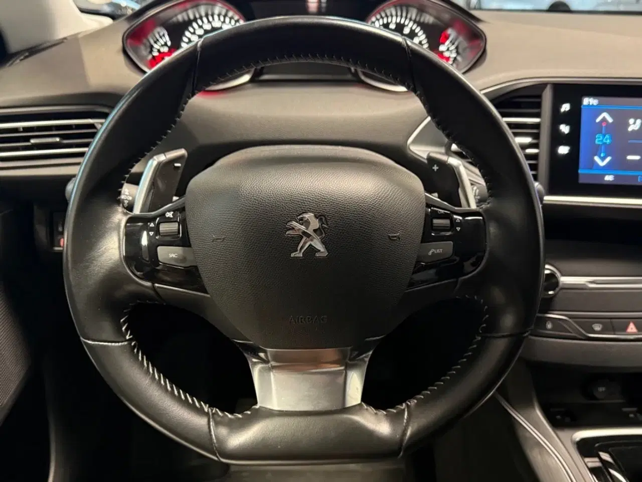 Billede 10 - Peugeot 308 1,2 PureTech 130 Allure SW EAT8