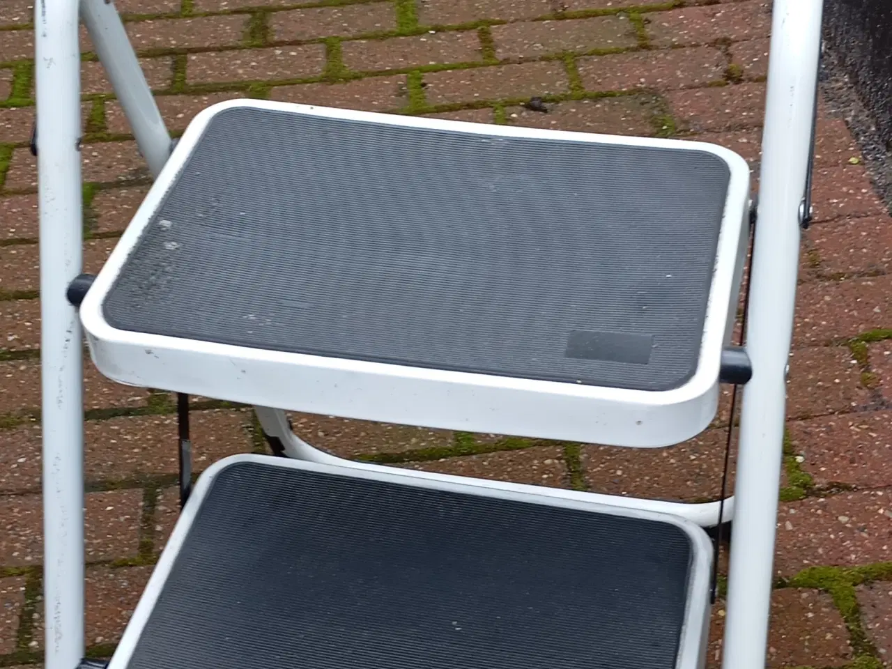Billede 1 - 2-trins trappestige 