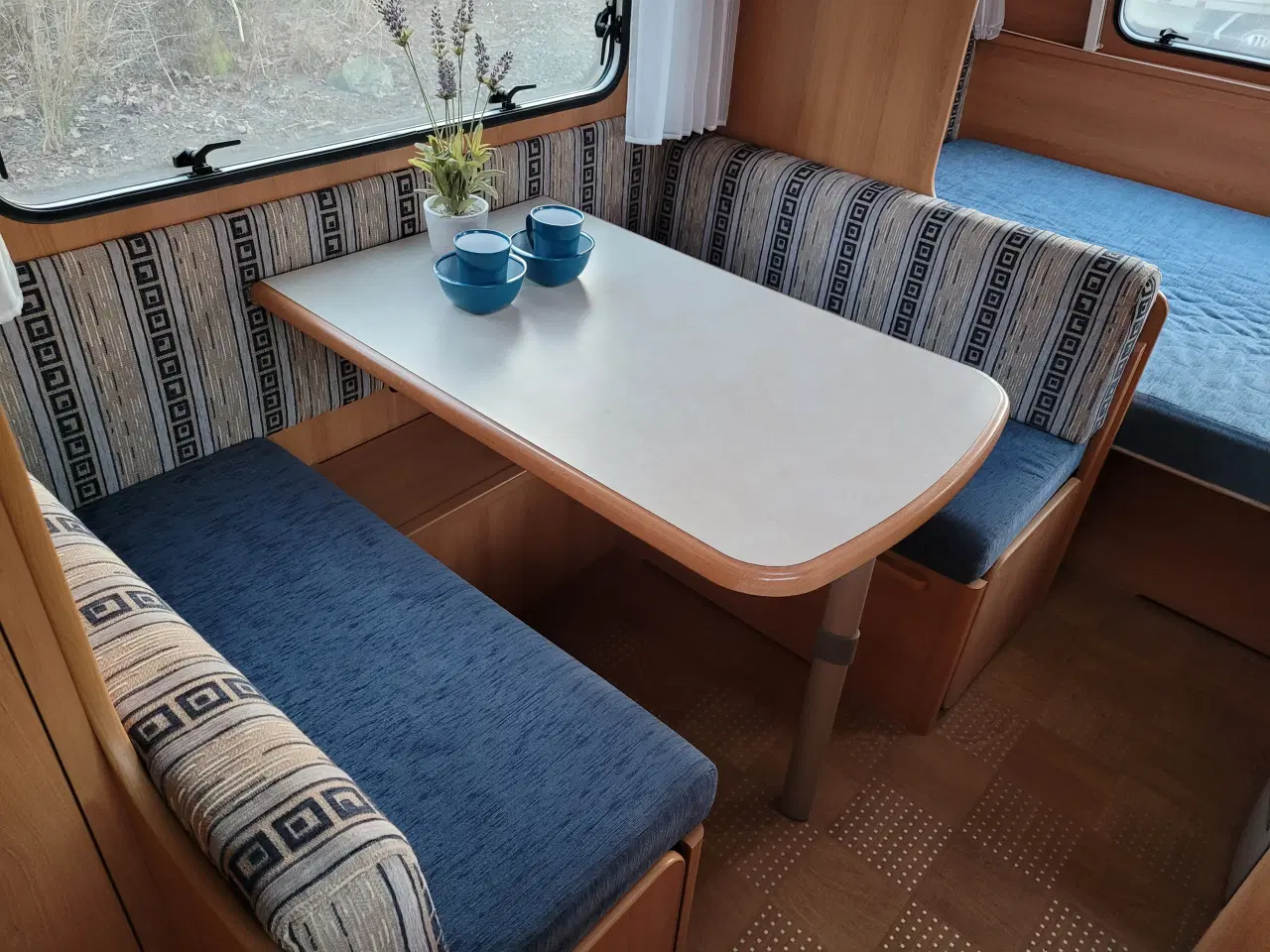 Billede 3 - 2012 Caravelair 486 køjevogn..DKs nok BILLIGSTE