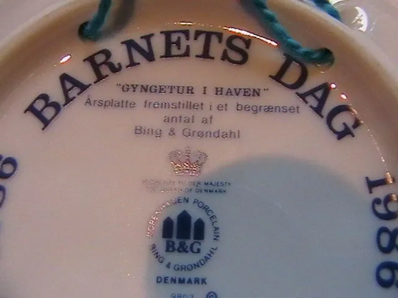 Billede 10 - Nr. 1 og nr. 2 Barnets Dag platter BG.