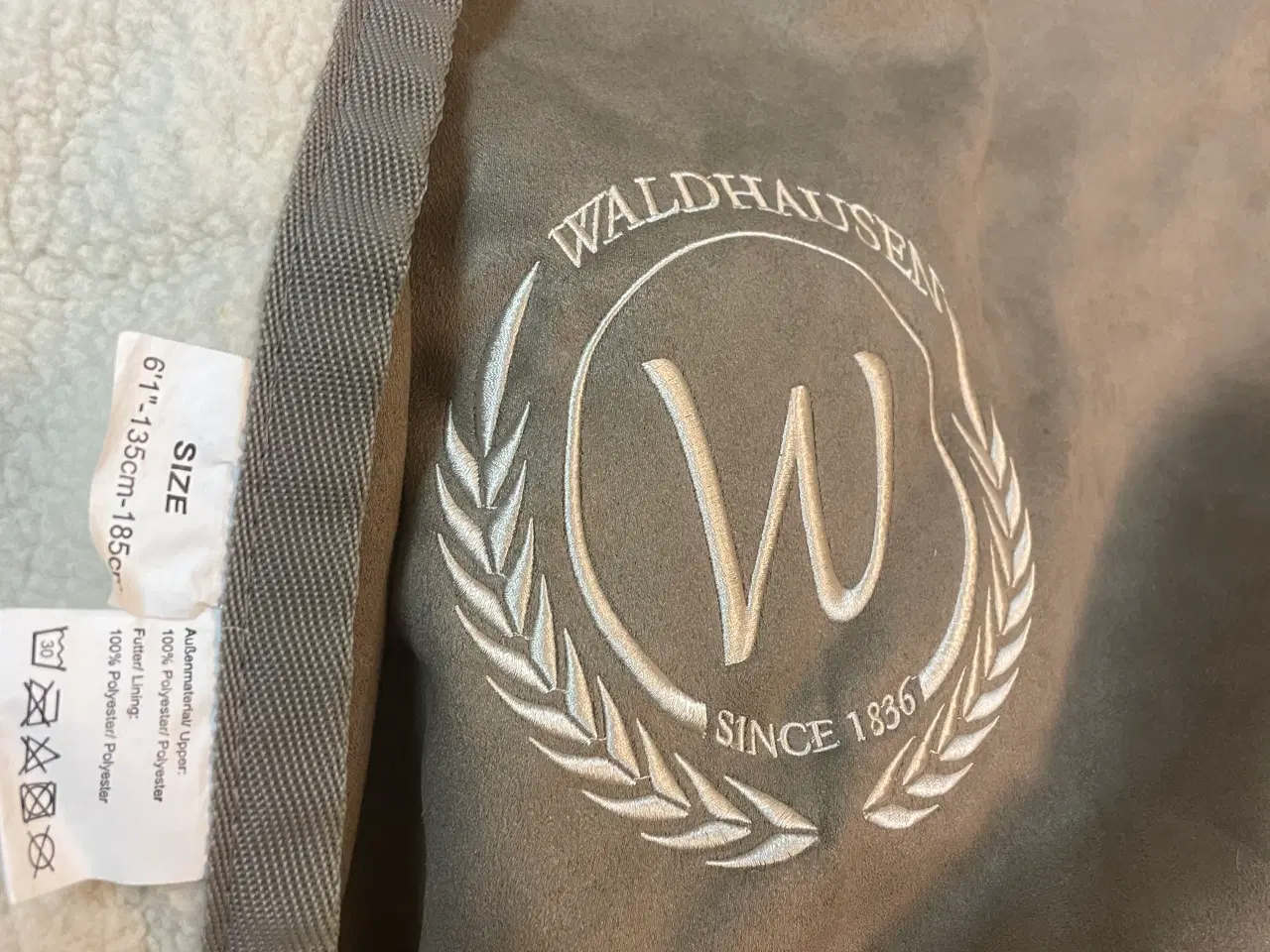 Billede 24 - Garage salg med udstyr til hest og rytter