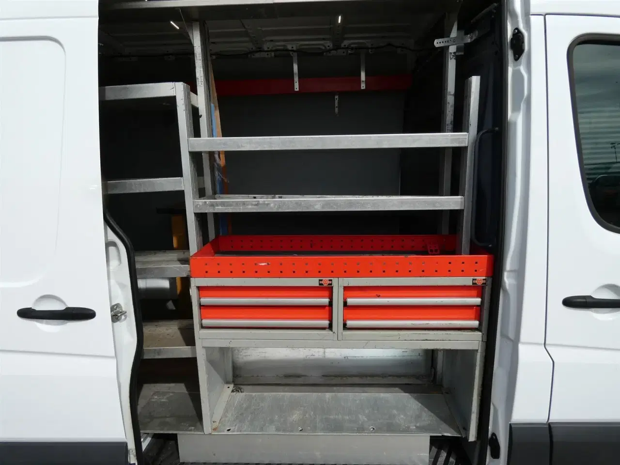 Billede 9 - Mercedes-Benz Sprinter 316 Glasbil 2,1 CDI R2 163HK Van Man.