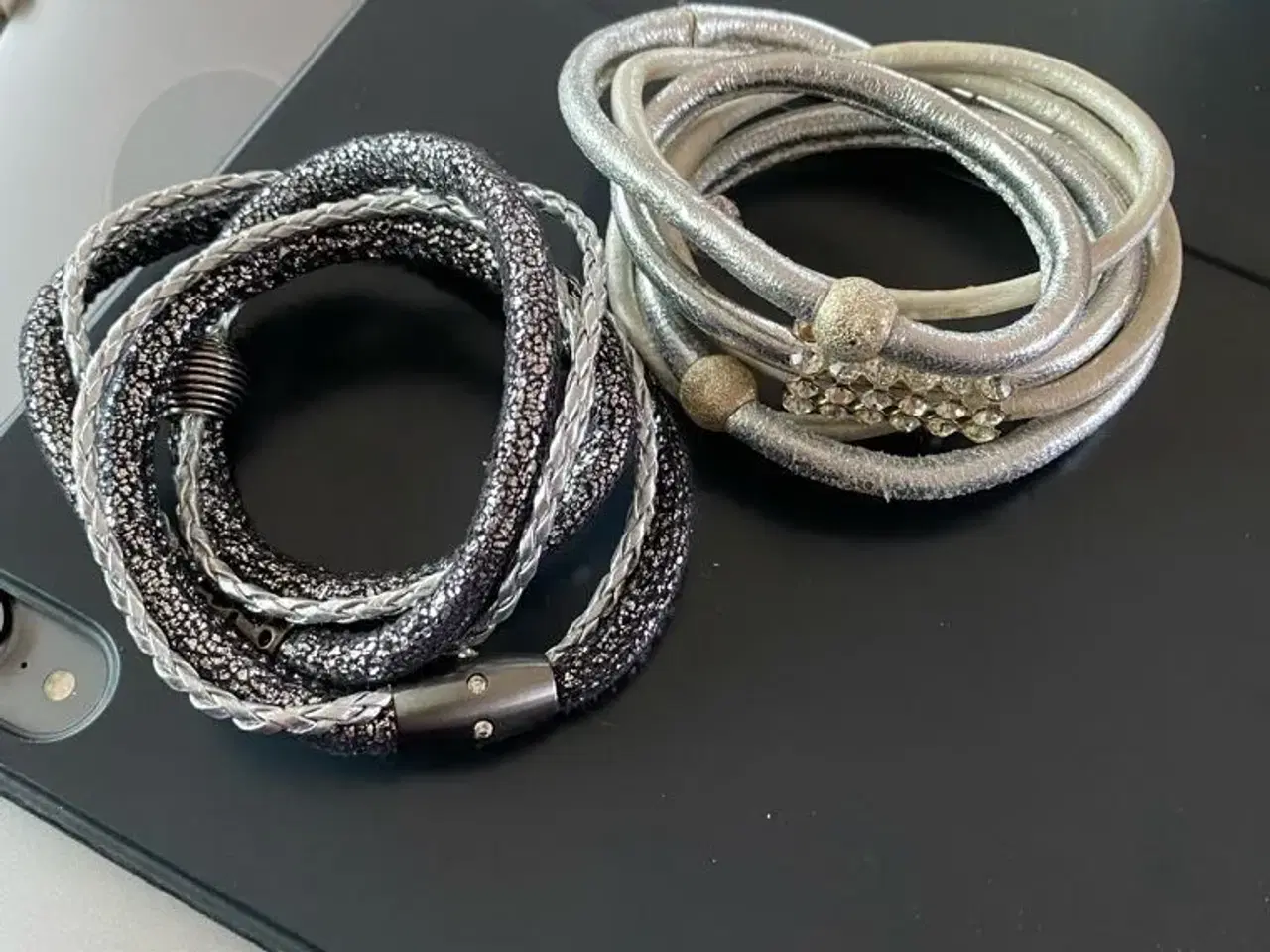 Billede 18 - Flotte armbånd