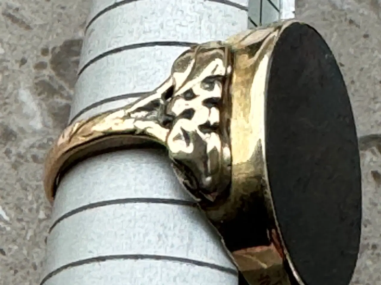 Billede 6 - Stor 14 kt. guldring m. Onyx sten. 