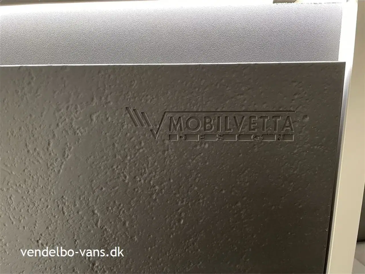 Billede 19 - 2025 - Mobilvetta KEA Kompakt 64   Ny kompakt modelserie fra Mobilvetta (smallere, lavere, kortere, lettere) - KEA 64 med enkeltsenge