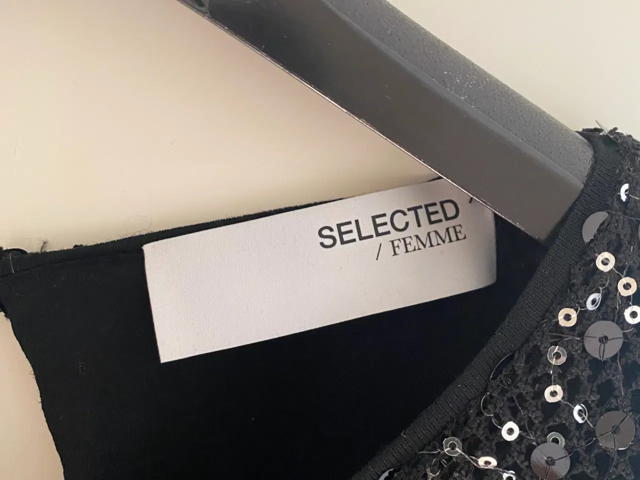 Billede 2 - Selected palliet kjole i sort str 42