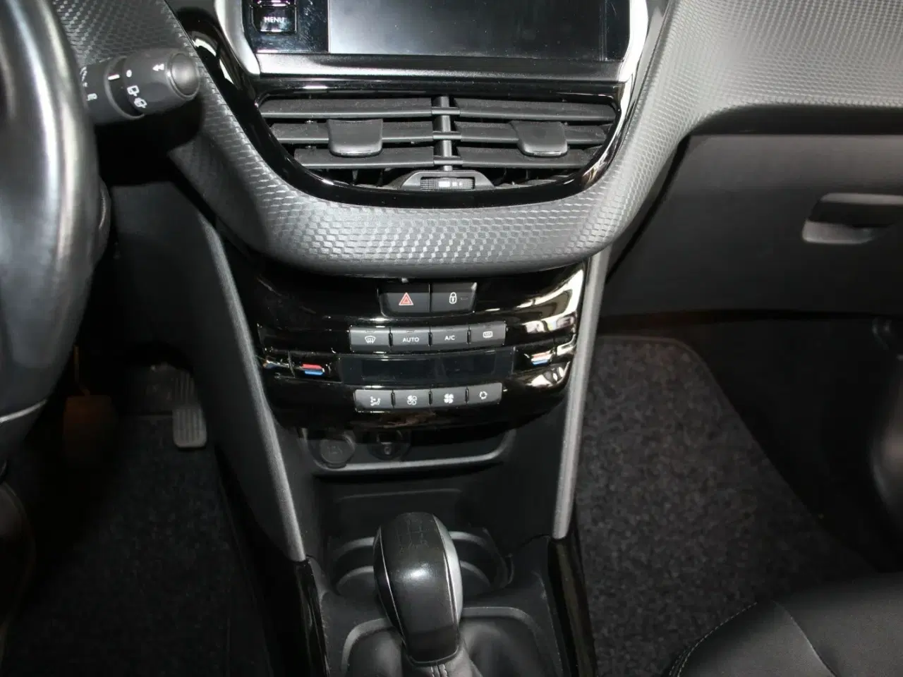 Billede 11 - Peugeot 2008 1,6 BlueHDi 100 Desire Sky