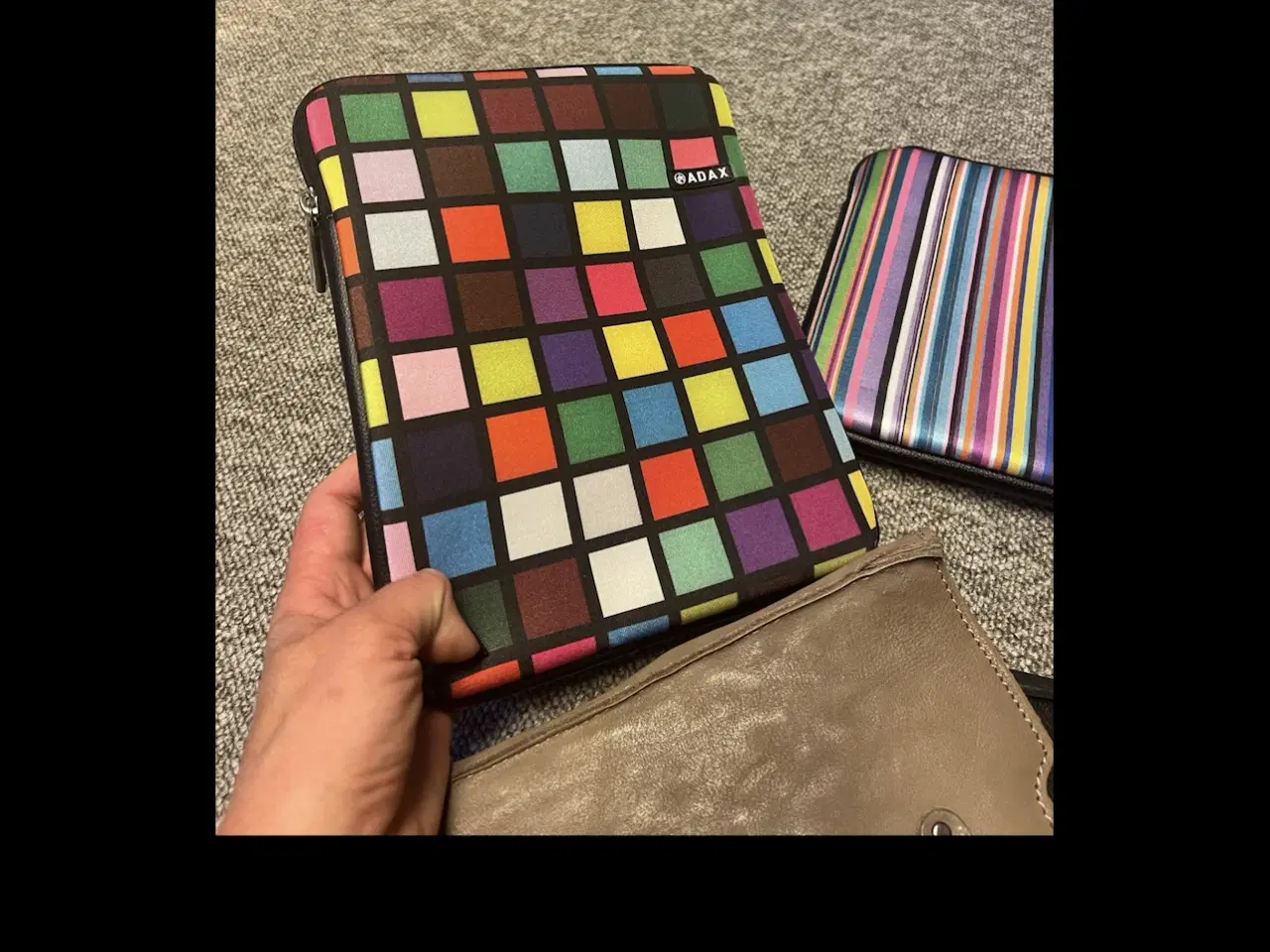 Billede 7 - Lækre nye iPad etuier fra adax