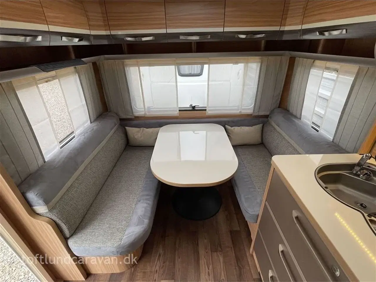 Billede 16 - 2017 - Hymer Eriba Exciting 485   Superflot kvalitetsvogn, 1 ejers, m/MOVER + EL-STØTTEBEN + GULVTEMP. mv.