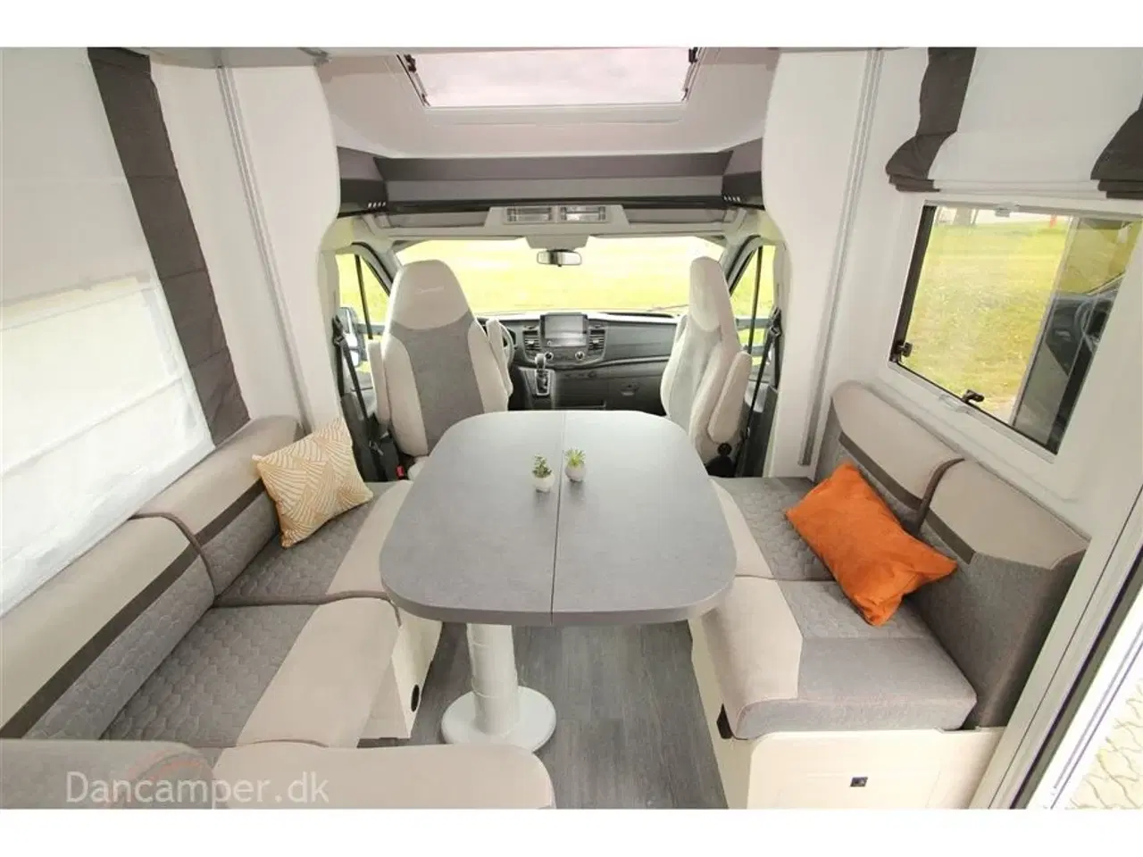 Billede 5 - 2022 - Chausson Titanium 716   FABRIKSNY - Fantastisk delintegreret autocamper med el. sænkbar køjer i bag.og sænkbar dobbeltseng i front, 170 HK og Automatgear