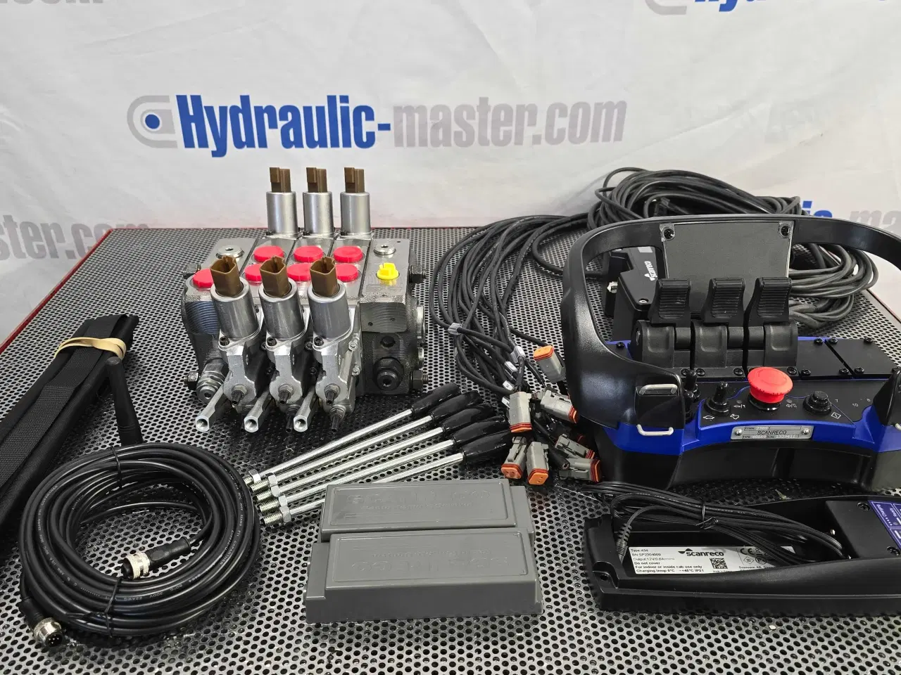 Billede 8 - Walvoil DPX100 3 sektioner + radiofjernbetjening
