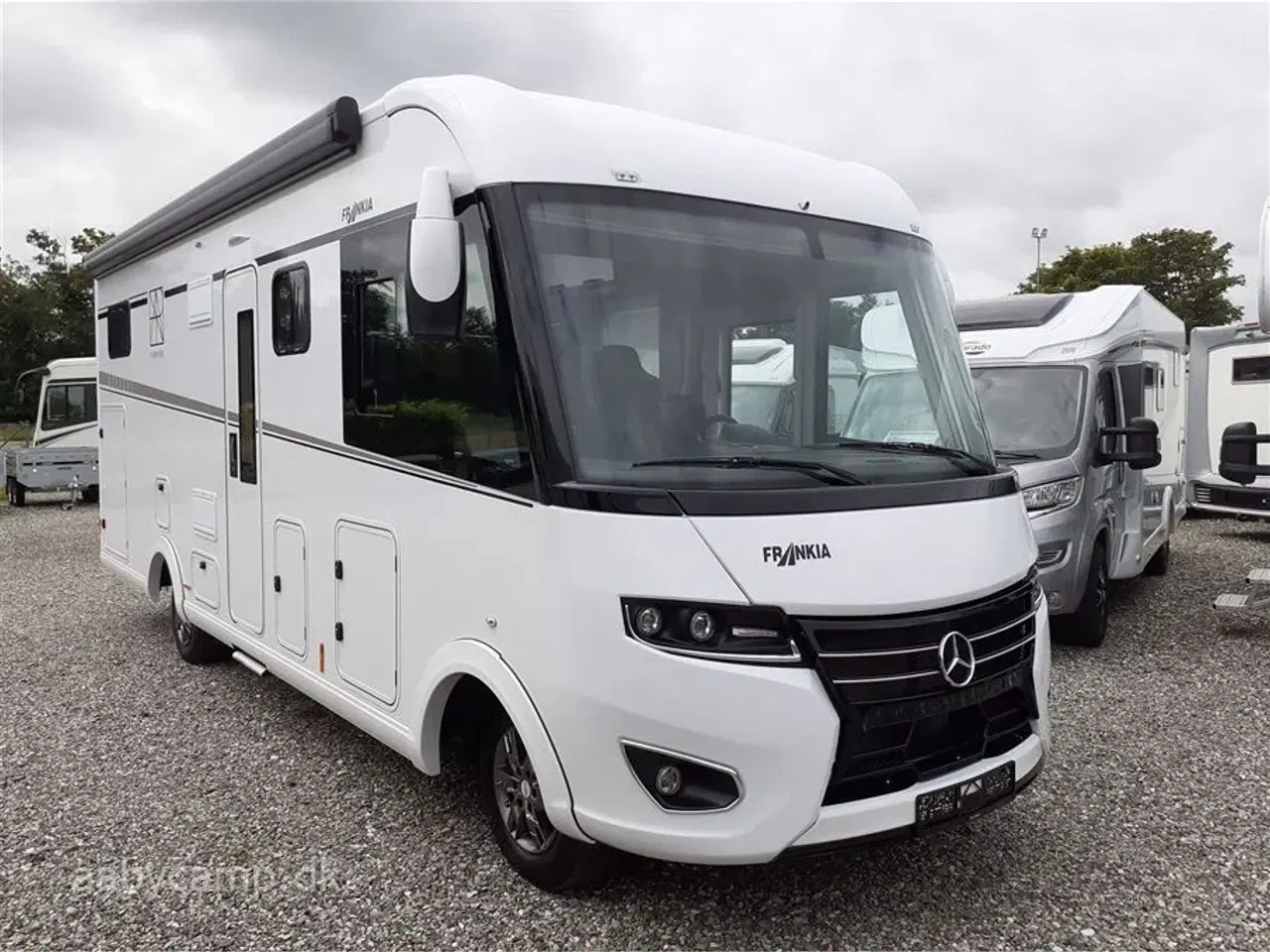 Billede 1 - 2025 - Frankia Platin Pure I 7400 GD Edition   Top udstyret 5 Stjernet Camper på Mercedes