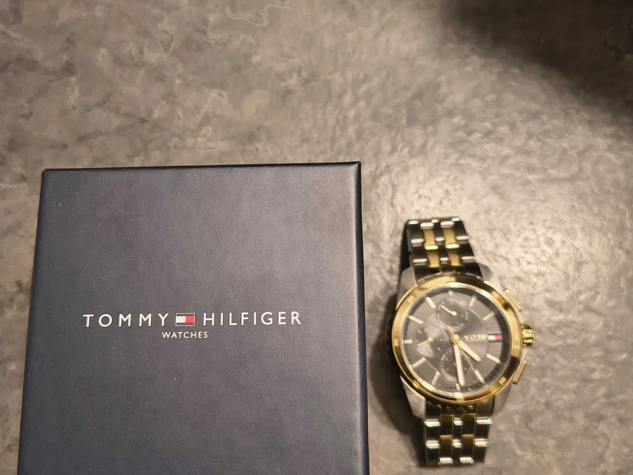 Billede 2 - Tommy Hilfiger herreur 