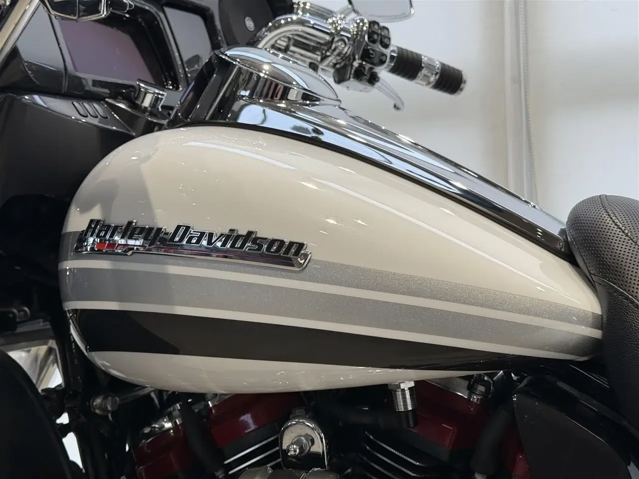 Billede 36 - Harley-Davidson FLHTCUTGSE Tri Glide Ultra CVO 117" Trike