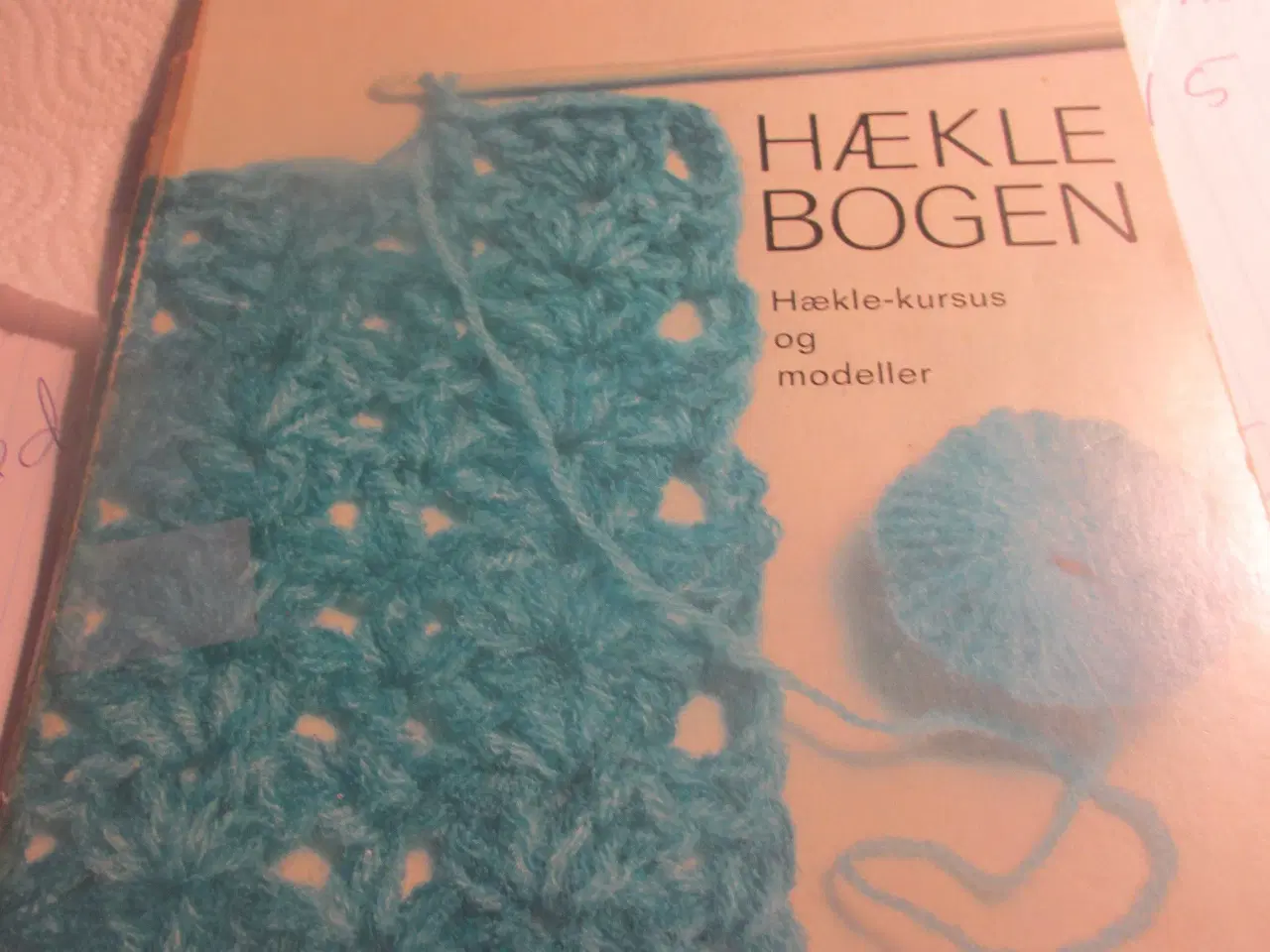 Billede 8 - strikke og hækle bøger