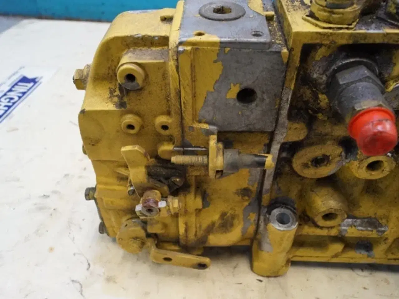 Billede 15 - New Holland TX34 Brændstofpumpe 84214403