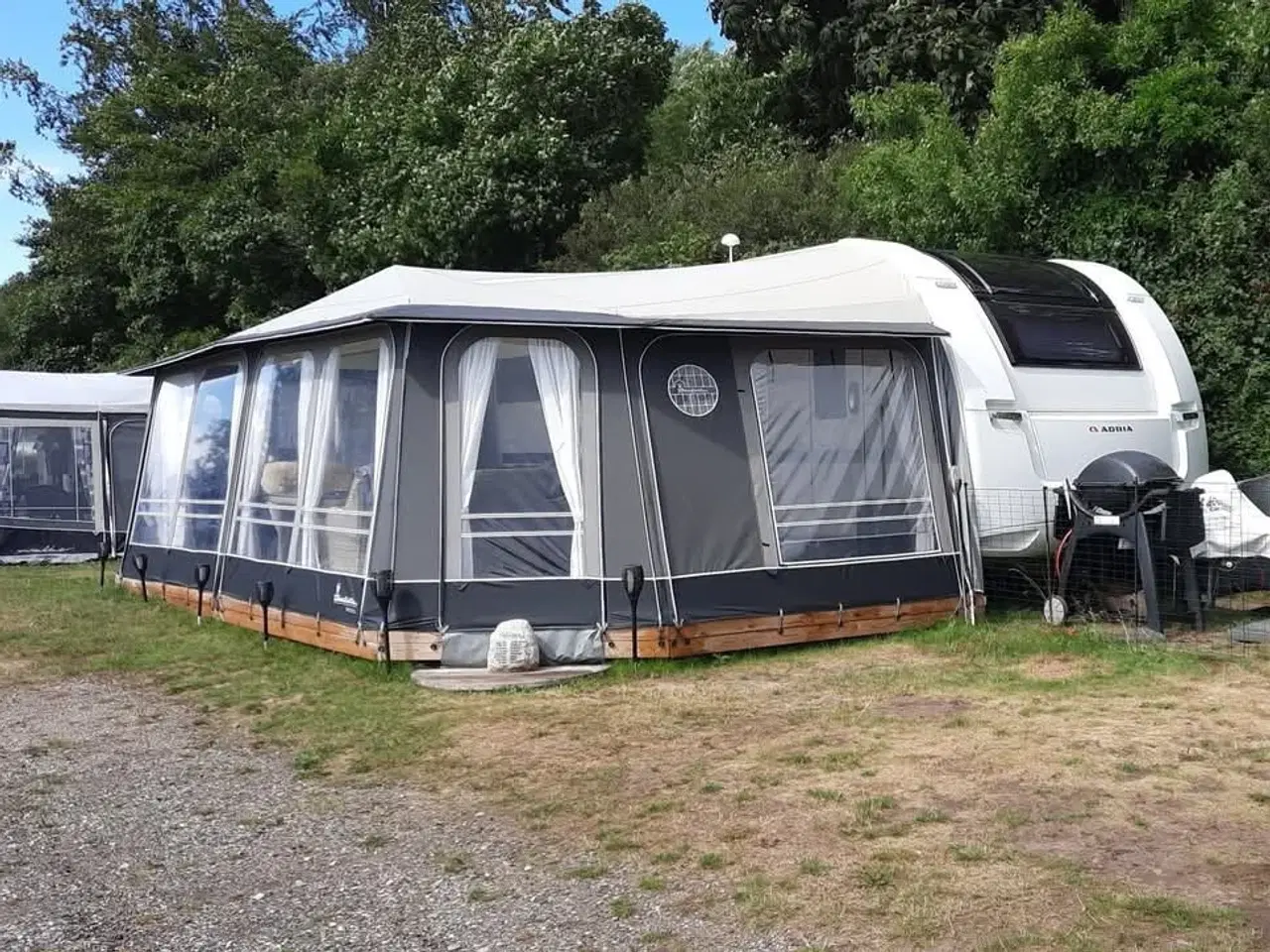 Billede 2 - Adria alpina 663ht incl Isabella Penta fortelt 