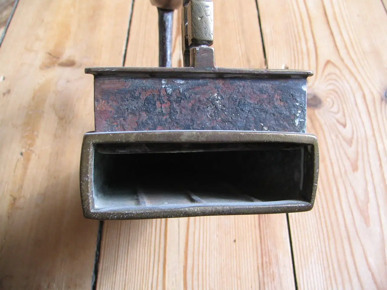 Billede 2 - Messing Strygejern. ca.100 år gammelt