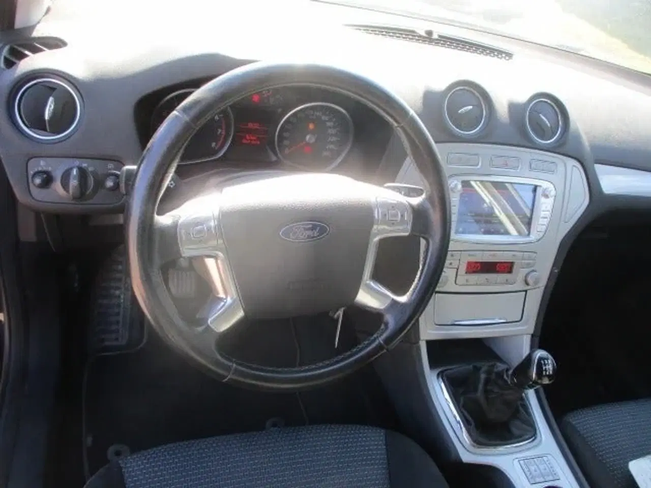 Billede 8 - Ford Mondeo 2,0 Ambiente stc.