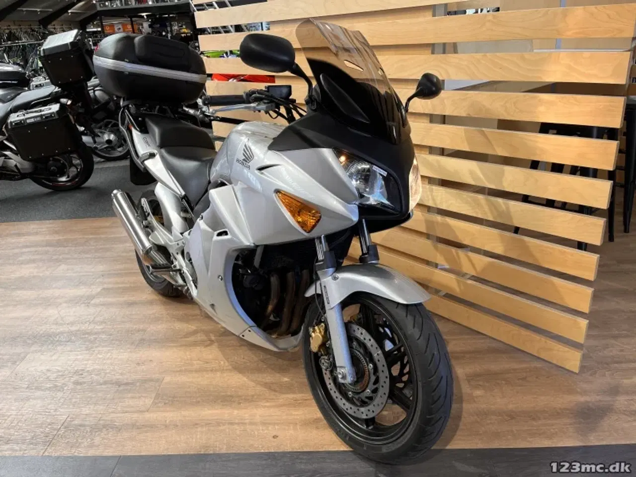 Billede 2 - Honda CBF 600 SA