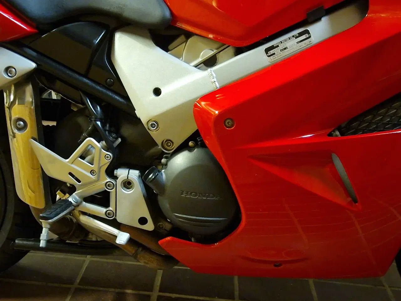 Billede 1 - Honda VFR 800 ABS kun 10500km!!