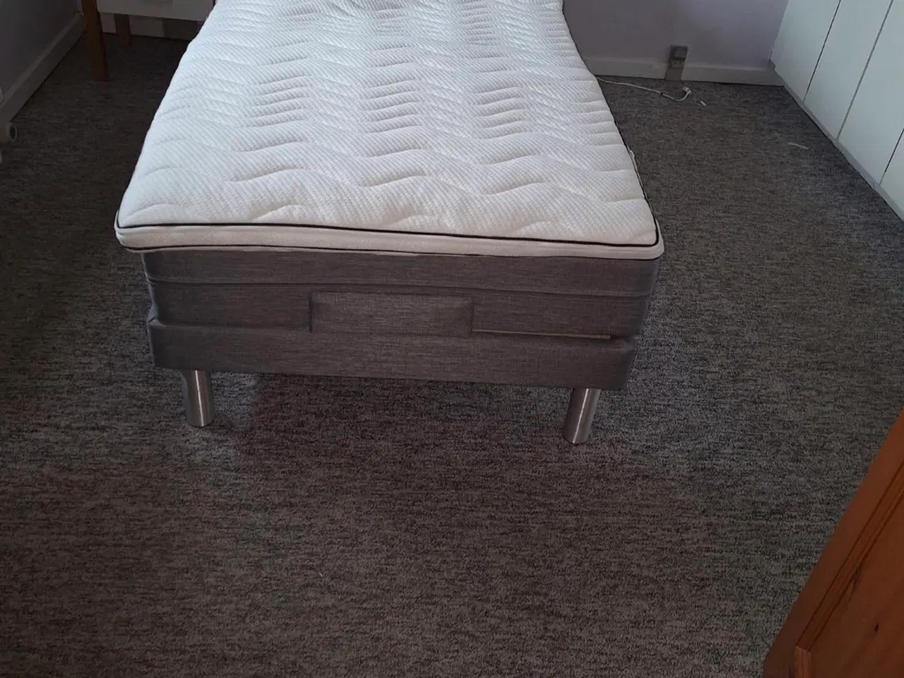 Billede 2 - Seng fra Ilva helt ny 