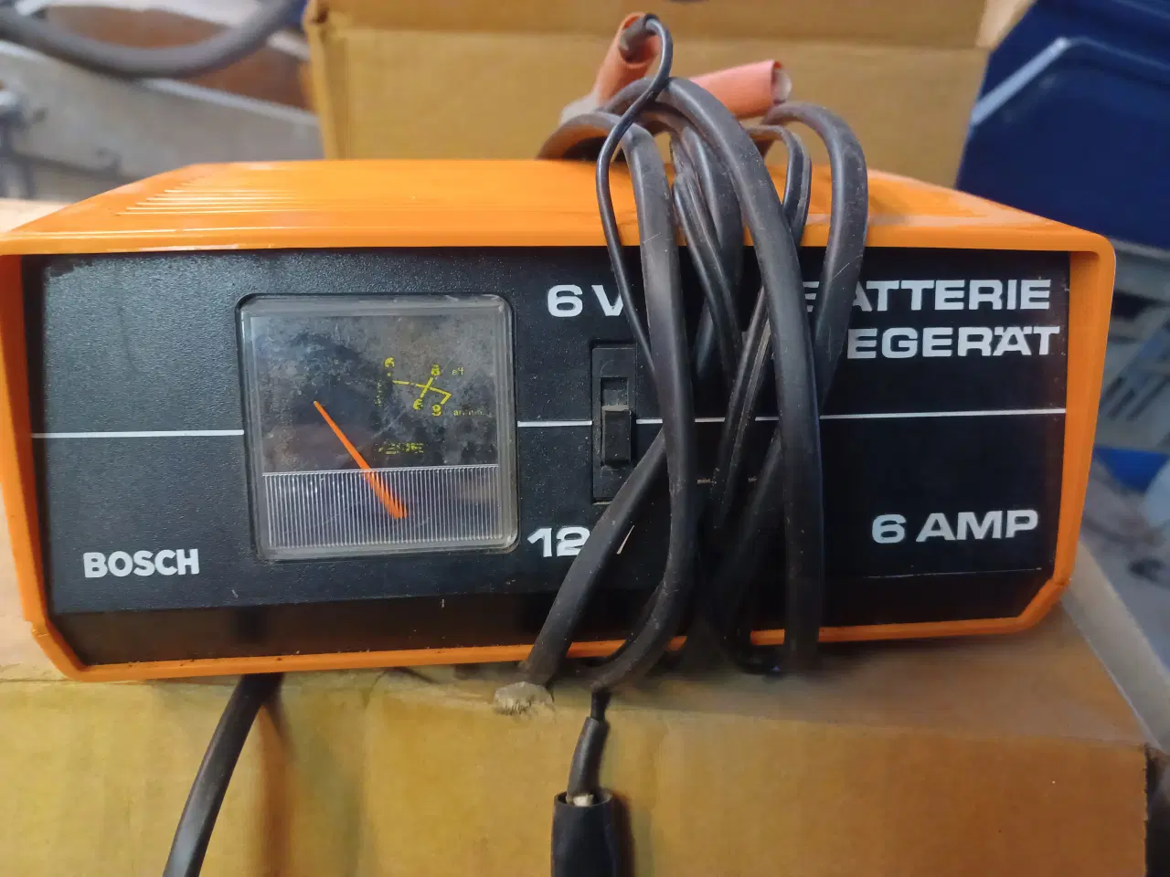 Billede 3 - Bosch 6 volt og 12 volt lader