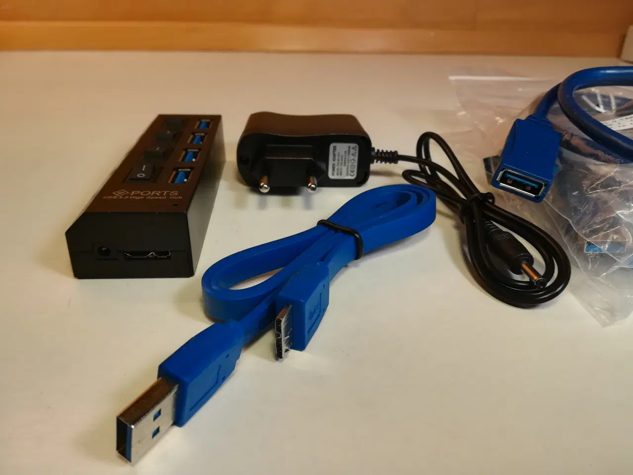 Billede 4 - 4-Ports USB 3.0 Hub med strømforsyning + ekstra