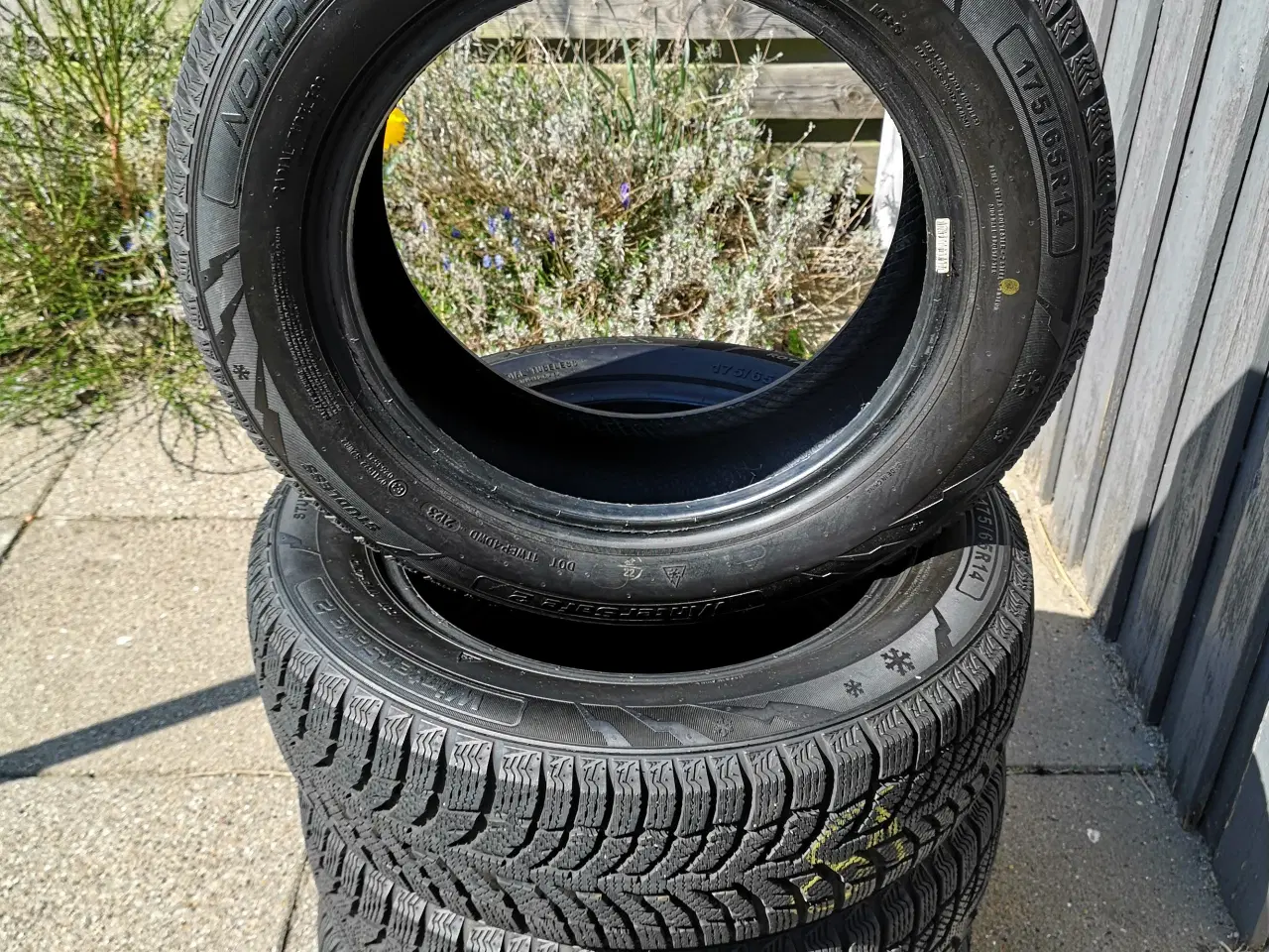 Billede 2 - 4 x vinterdæk Nordexx WinterSafe2 175/65 R14