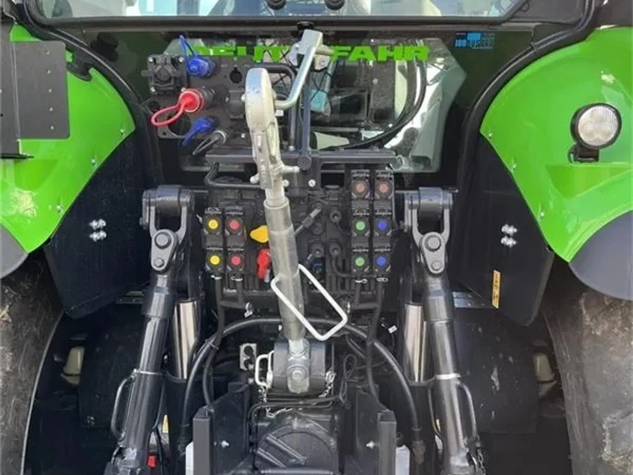 Billede 8 - Deutz-Fahr 6175 TTV Med læsserbeslag