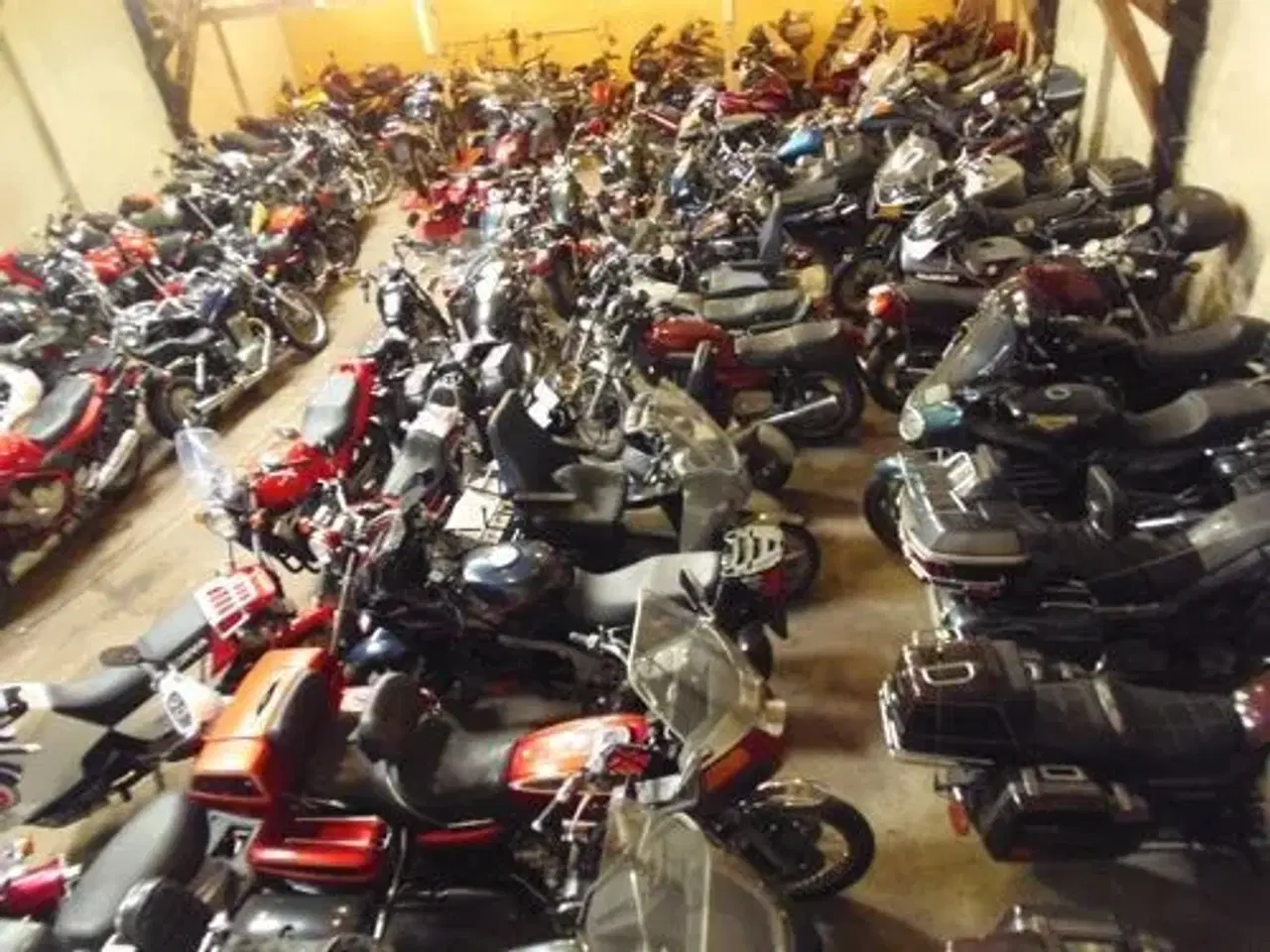 Billede 4 - Motorcykler Mcgaragen  9982  Ålbæk