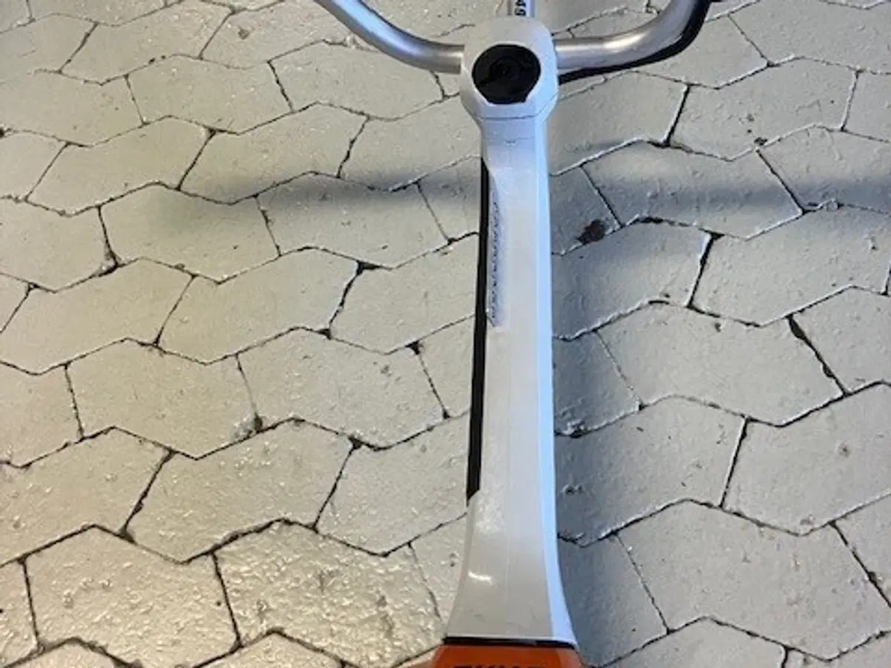 Billede 1 - Kratrydder FS 490