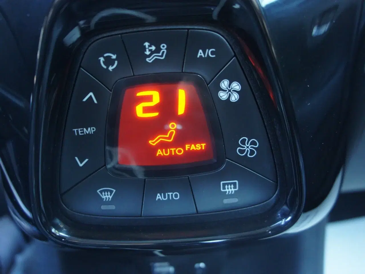 Billede 18 - Peugeot 108 1,0 e-VTi 72 Selection