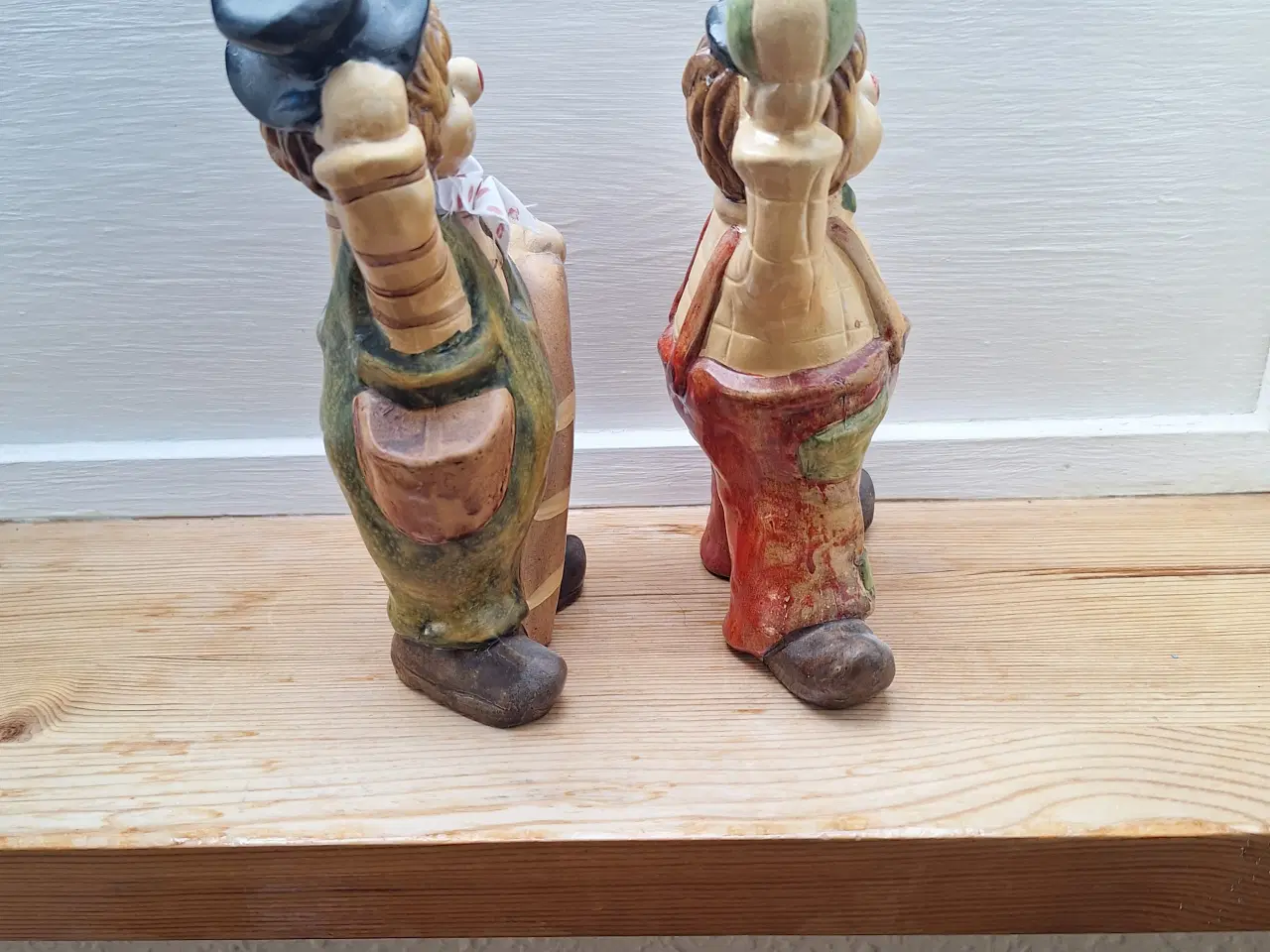 Billede 2 - Vintage håndmalede porcelæns klovnefigurer