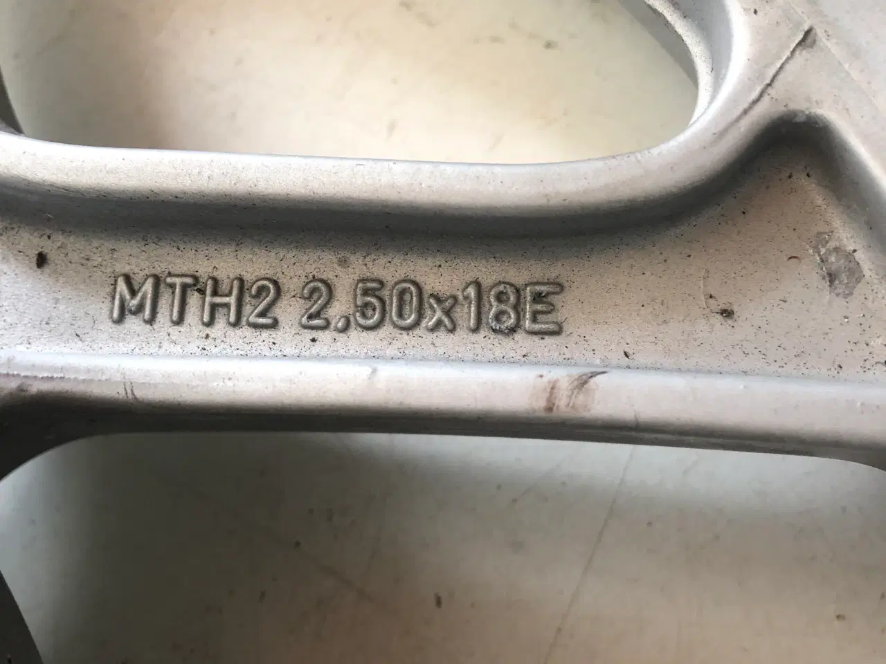 Billede 5 - Bmw r80 88 bagfælg