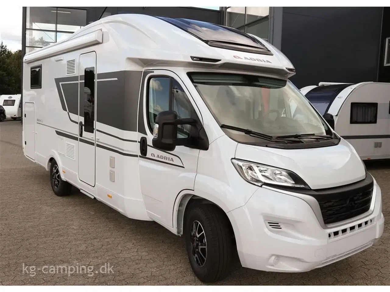 Billede 3 - 2023 - Adria Matrix Axess M670 SL   ADRIA MATRIX 670 SL  - STÆRKT NEDSAT