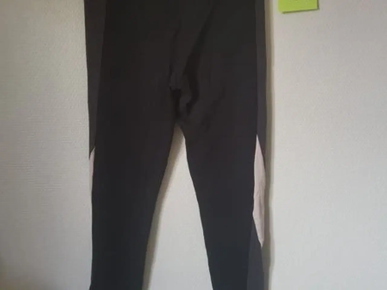 Billede 2 - Bukser / leggings atr 158