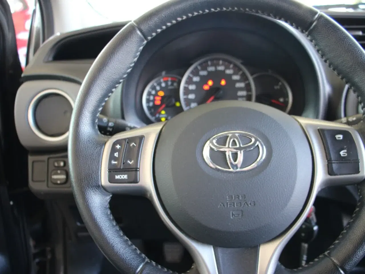 Billede 14 - Toyota Yaris 1,3 VVT-i T2