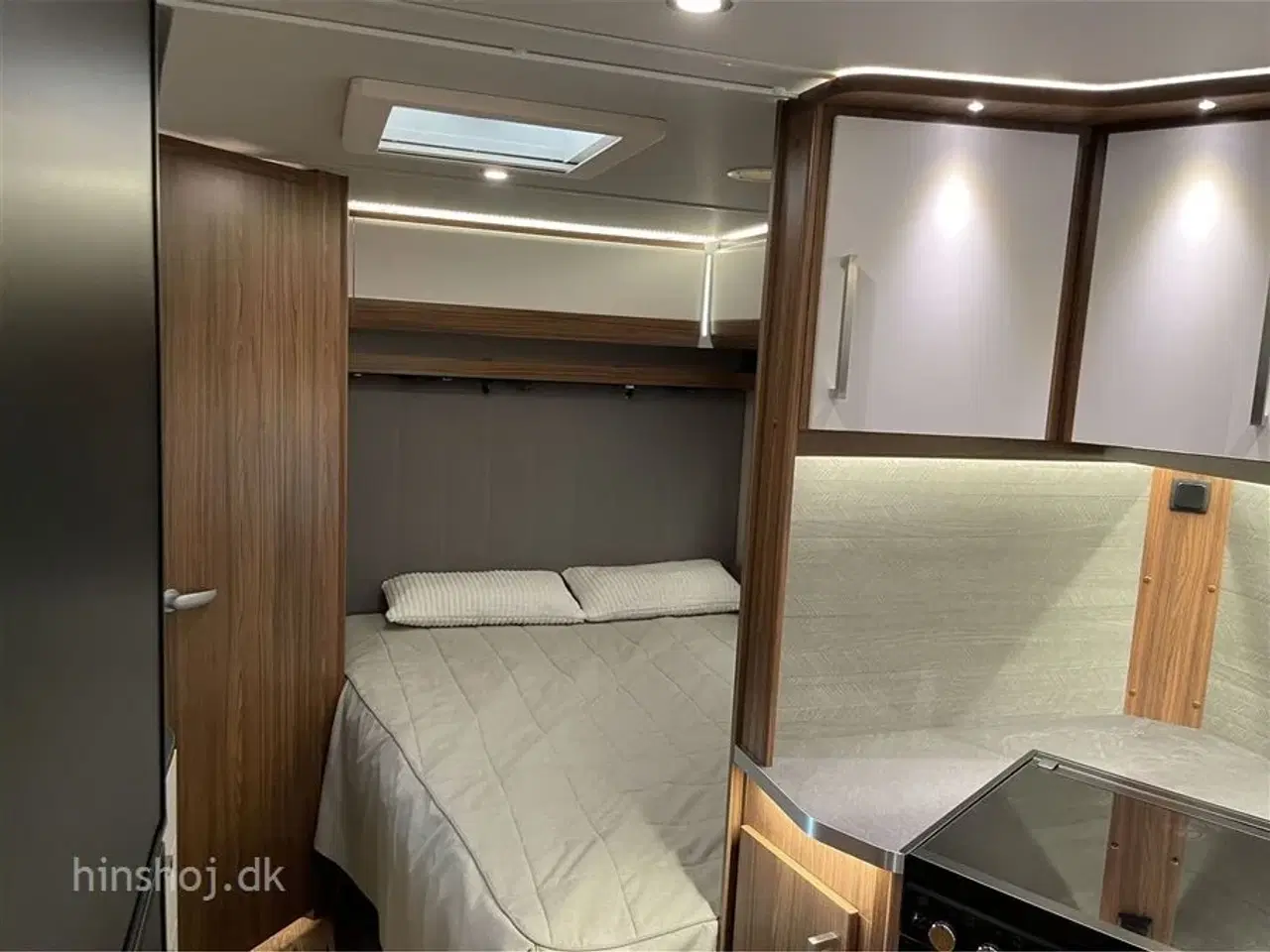 Billede 5 - 2024 - Polar Blueline 590 FWA   Dejlig vintervogn fra Polar med  fransk dobbeltseng fra Hinshøj Caravan A/S