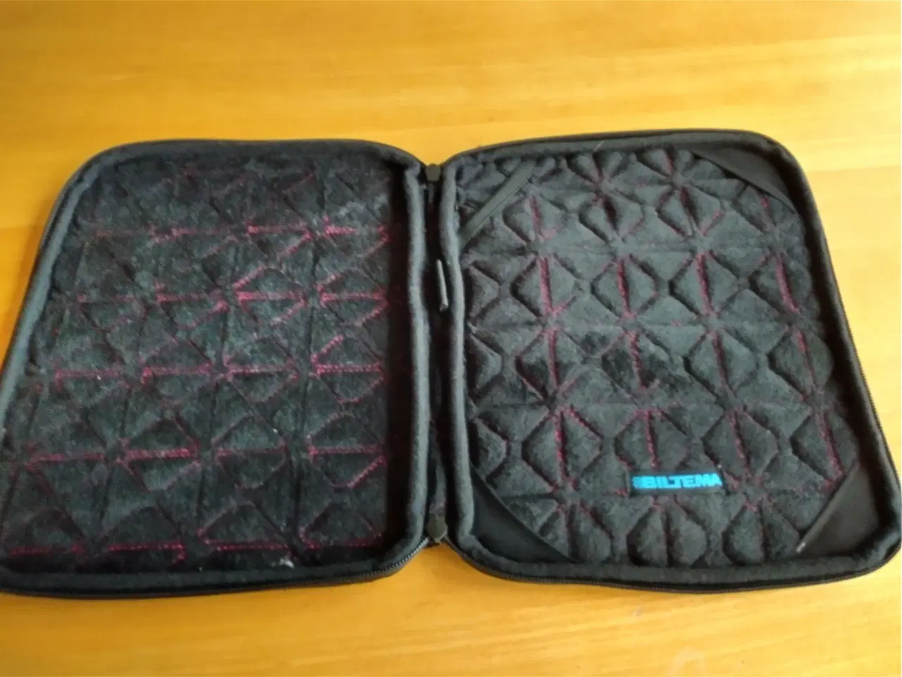Billede 2 - Rejsetaske til tablet