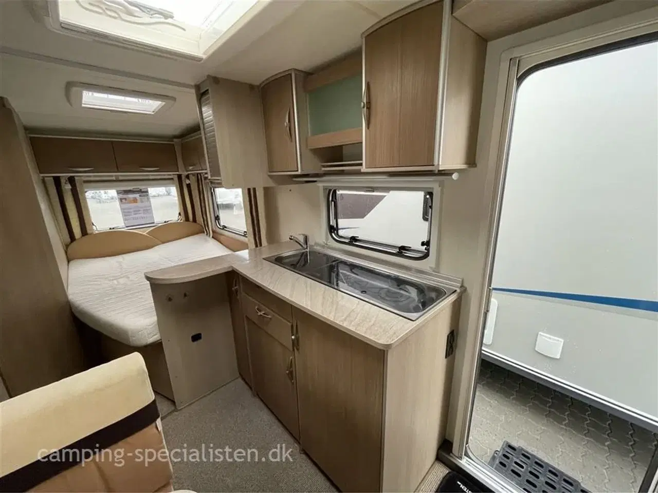 Billede 7 - 2012 - Bürstner Averso 450 TS   Bürstner Averso 450 TS 2012 - Se den nu hos Camping-Specialisten.dk