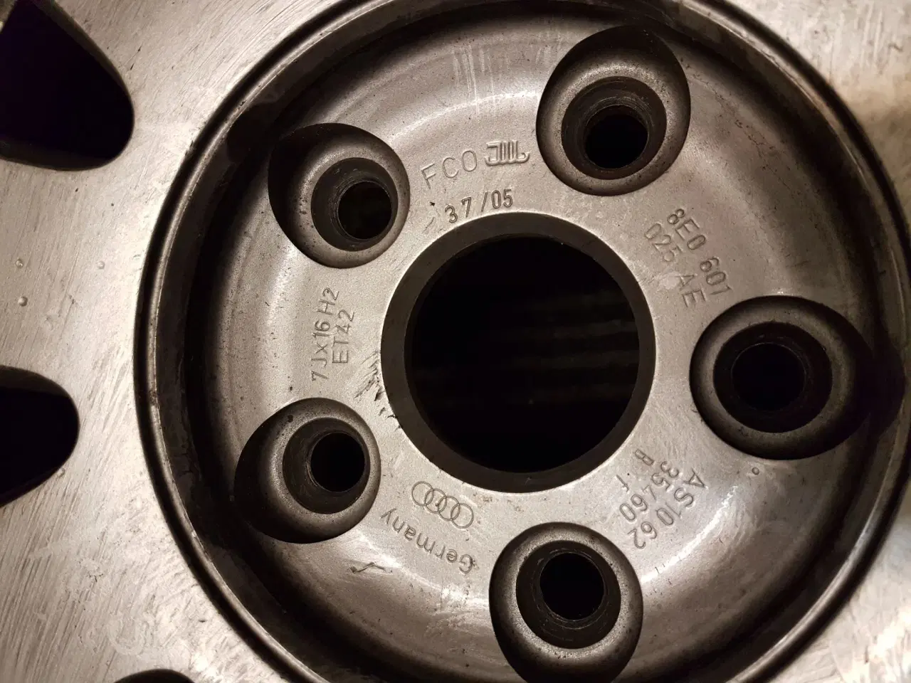 Billede 2 - 1 stk Original Audi reservefælge 5x112
