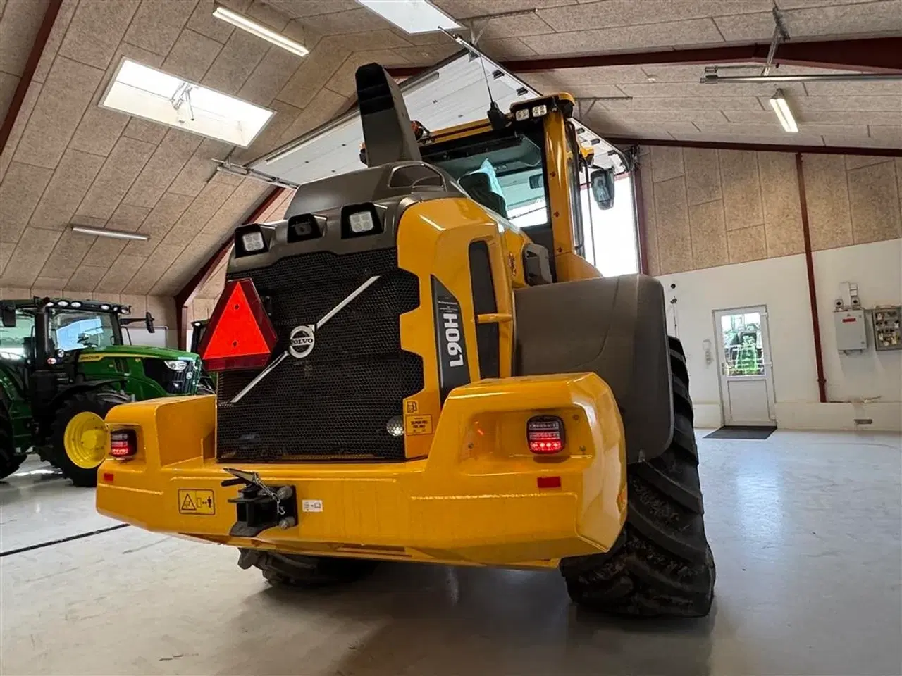 Billede 10 - Volvo L 90 H AGRICULTURE! KUN 4 TIMER, LANG BOM OG LOCK-UP! PÅ LAGER TIL OMGÅENDE LEVERING!