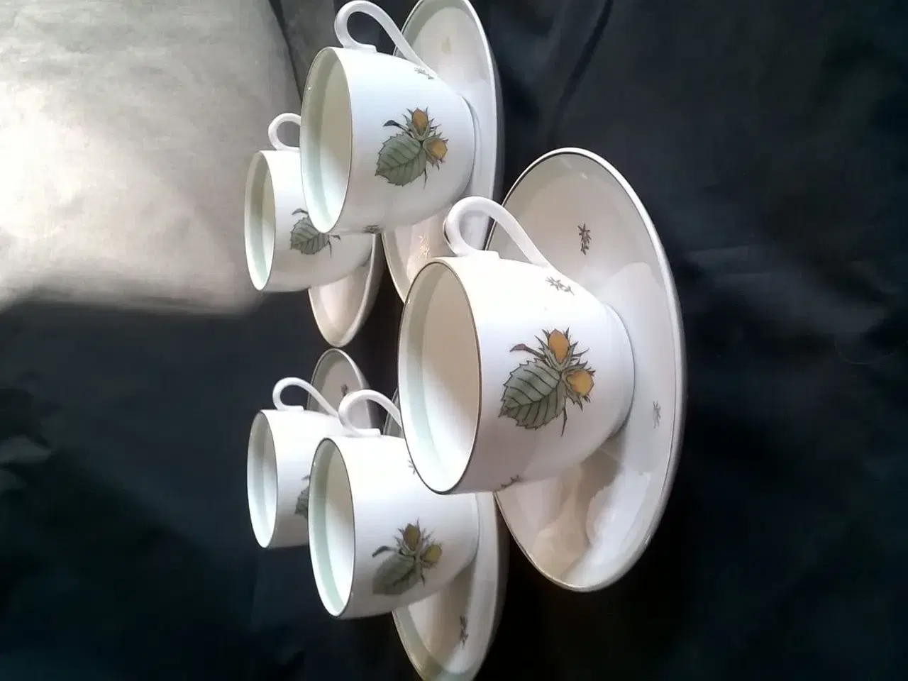 Billede 5 - B & G Hasselnød kaffekopper