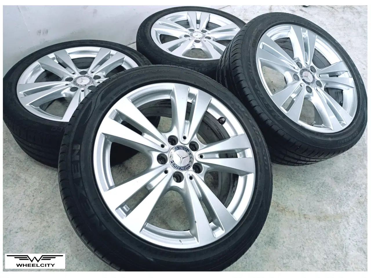 Billede 1 - 5x112 17" ET52,5 nav 66,6ø Mercedes fælge
