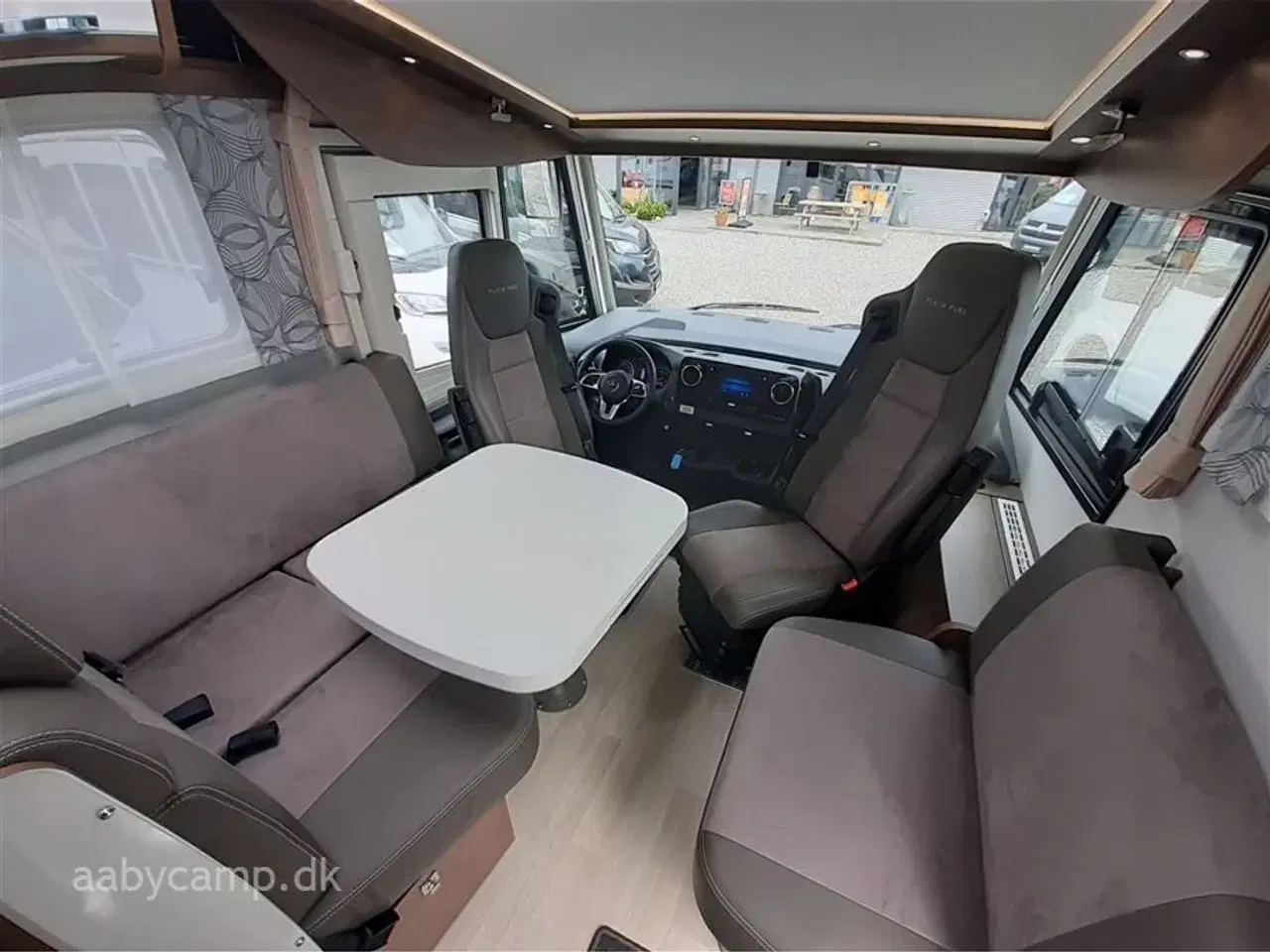 Billede 10 - 2025 - Frankia Platin Pure I 7400 GD Edition   Top udstyret 5 Stjernet Camper på Mercedes