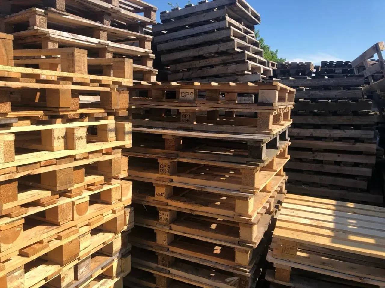 Billede 3 - Paller sælges cb 3 4 og halvepaller engangs